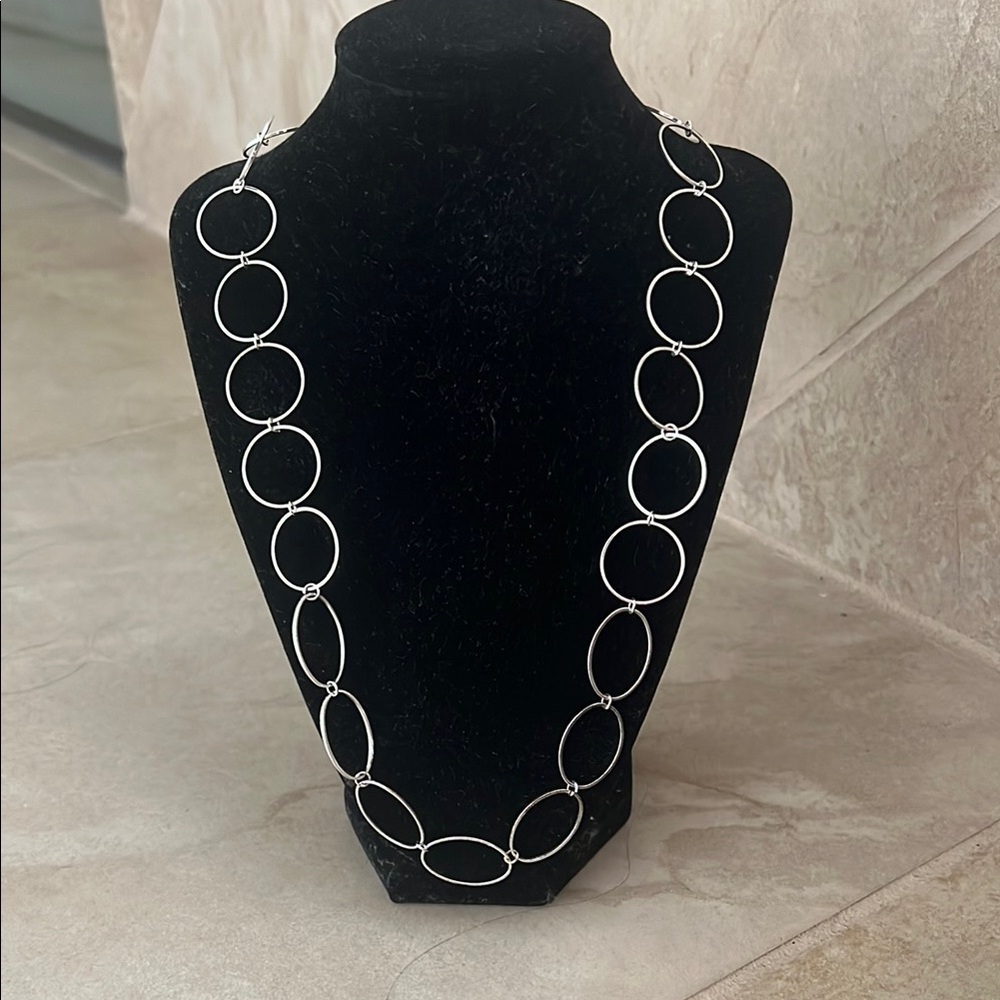 Elegant Silver Costume Oval Link Necklace